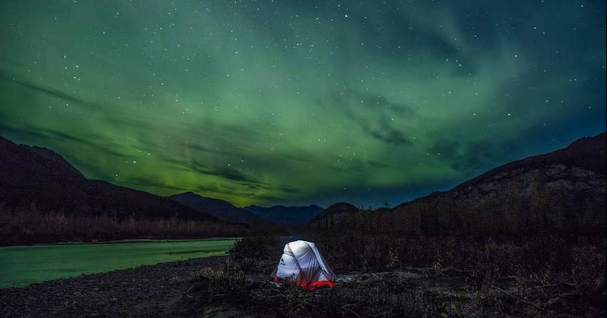 Auroras boreais invadem céus da Europa. Ucrânia, Itália e Grécia  iluminam-se, Transforme seu dia com jogo dos pênaltis