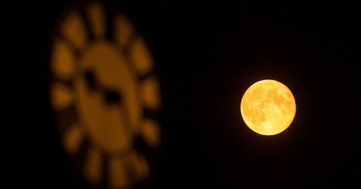 A última "Super-lua" do ano está a chegar. Saiba onde, quando e como ...